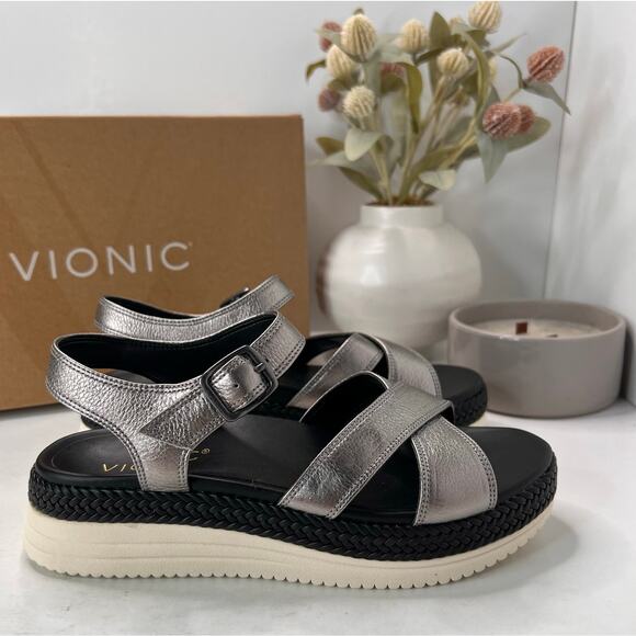 Vionic Mar Leather Strappy Platform Sandal Pewter Buckle I8675L9020 Women 6M NWB - Picture 1 of 11